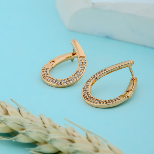 Fashionable Hoop Earring - Siyerajewels.com