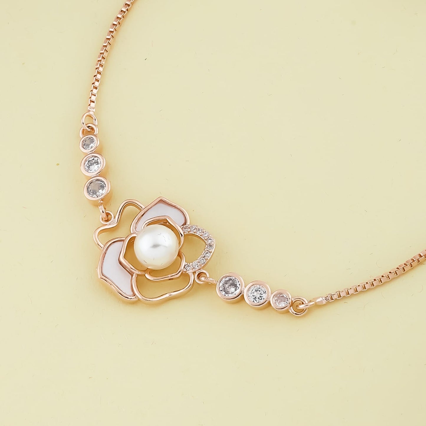 Anora Pearl Diamond Decor Rose Bracelet - Siyerajewels.com